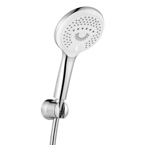 Chrome Duschkopf von Kludi mit Handbrause und Schlauch, an einer Wandhalterung montiert. Rundes Design mit mehreren Sprühdüsen auf der Vorderseite.